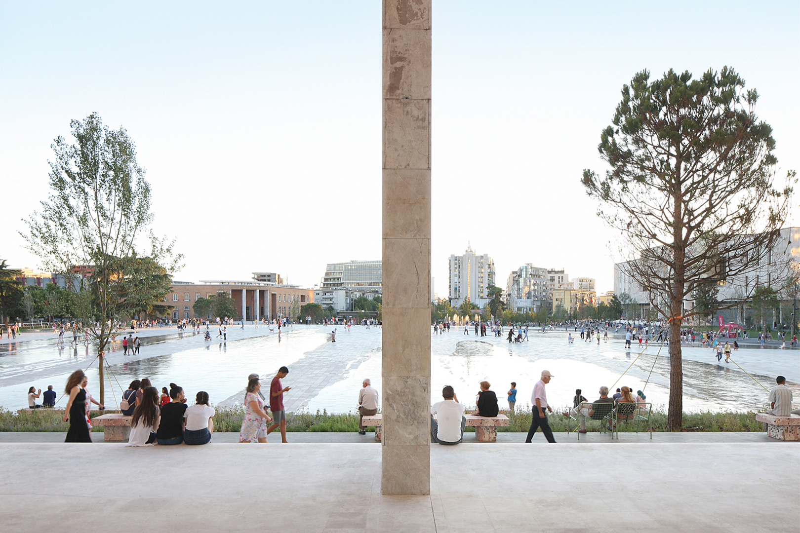 51B4E, Skanderbeg Square, Tirana, Albanië, 2017